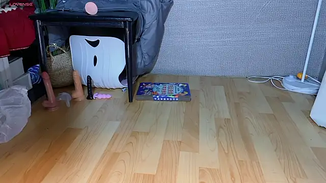 xiaosu22 online show from March 2026 04:57:01 AM