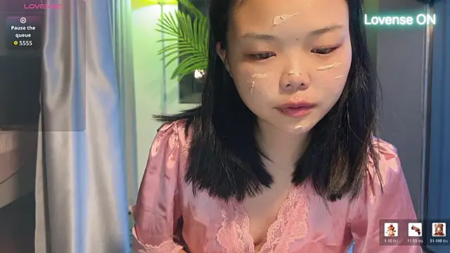 Snapshot of xiaosu22 chatting on June 2026 09:19:01 PM xiaosu22 online show from June 2026 09:19:01 PM