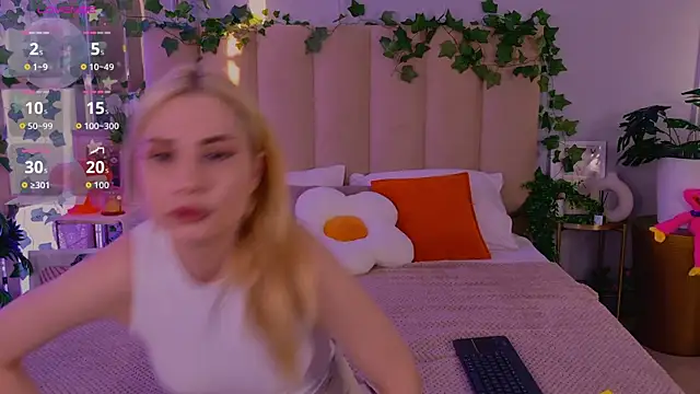 JadenLove  online show from May 2026 05:13:01 PM