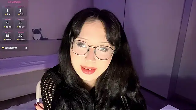 Snapshot of KateGlowee chatting on February 2026 01:11:01 PM KateGlowee online show from February 2026 01:11:01 PM