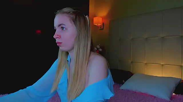 Linda  Bloom online show from April 2026 01:09:02 AM