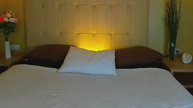 Linda  Bloom online show from April 2026 01:10:02 AM