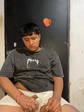 Snapshot of lalitopp chatting on February 2026 01:13:02 PM lalitopp online show from February 2026 01:13:02 PM