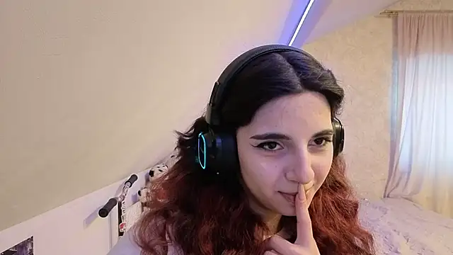 Blissmissataeses online show from February 2026 11:18:02 AM