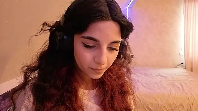 Blissmissataeses online show from February 2026 11:00:02 AM