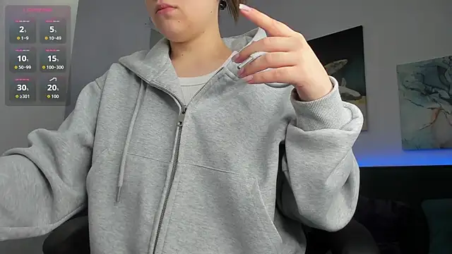 Snapshot of me1issa_sss chatting on February 2026 01:03:02 AM me1issa sss online show from February 2026 01:03:02 AM