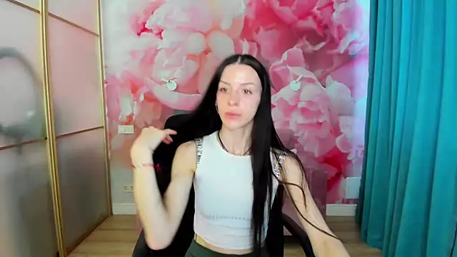 Snapshot of NoirDiva chatting on May 2026 05:58:02 AM NoirDiva online show from May 2026 05:58:02 AM