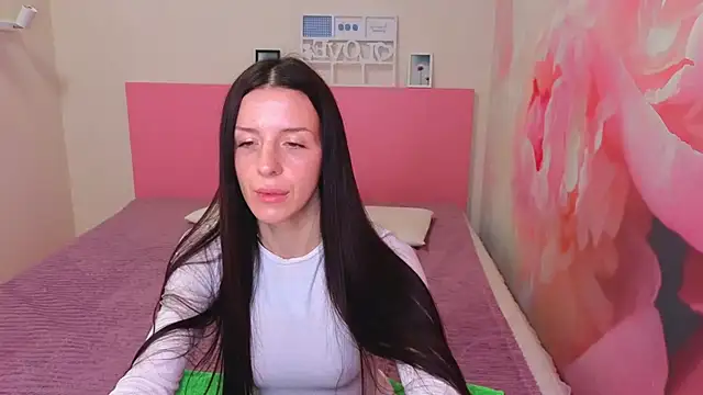 Snapshot of NoirDiva chatting on May 2026 05:51:01 AM NoirDiva online show from May 2026 05:51:01 AM
