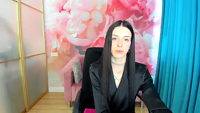 NoirDiva online show from April 2026 05:57:02 AM