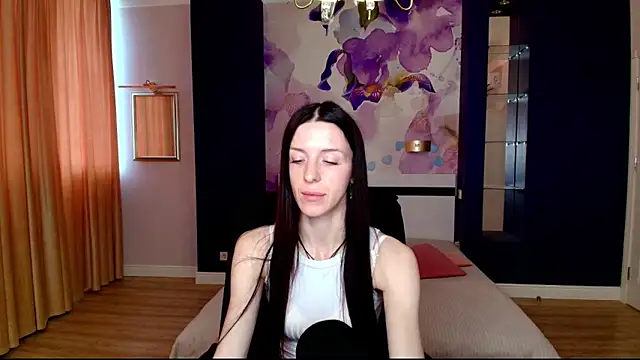 Snapshot of NoirDiva chatting on May 2026 06:06:02 AM NoirDiva online show from May 2026 06:06:02 AM