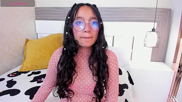 Emilyblussh online show from March 2026 02:32:02 PM