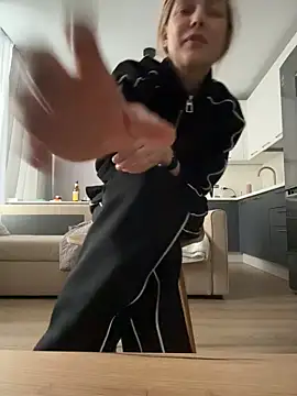 Snapshot of CarmenBlues_ chatting on March 2026 07:38:02 AM CarmenBlues online show from March 2026 07:38:02 AM