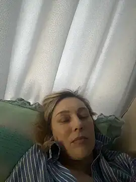 Snapshot of CarmenBlues_ chatting on February 2026 01:44:02 PM CarmenBlues online show from February 2026 01:44:02 PM