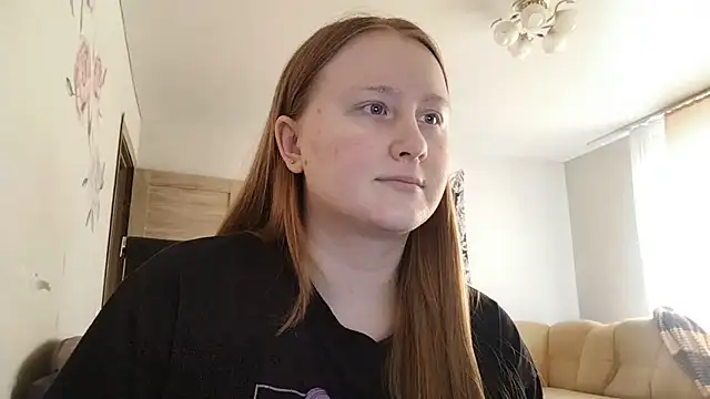 AnikaLipps online show from May 2026 03:42:01 PM