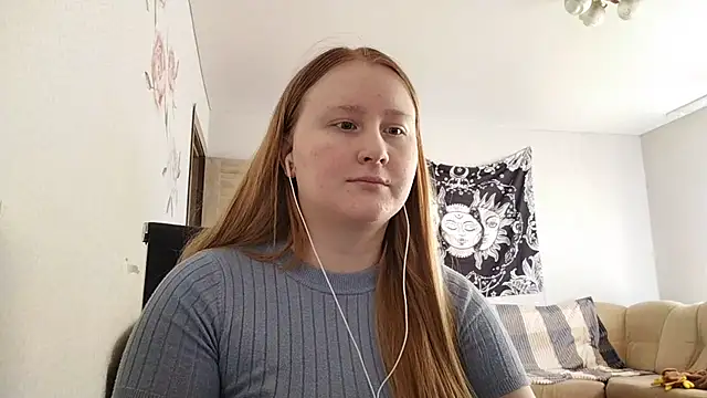 AnikaLipps online show from April 2026 02:53:01 PM