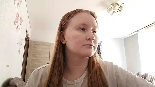 AnikaLipps online show from May 2026 03:00:02 PM