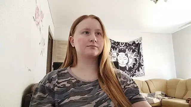 AnikaLipps online show from April 2026 02:43:01 PM