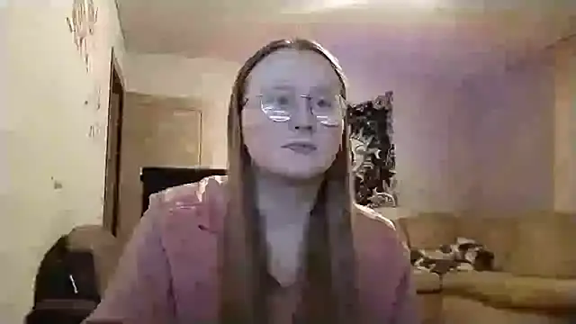 AnikaLipps online show from March 2026 11:50:01 PM