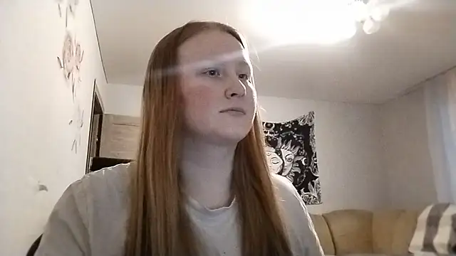 AnikaLipps online show from May 2026 07:01:01 PM