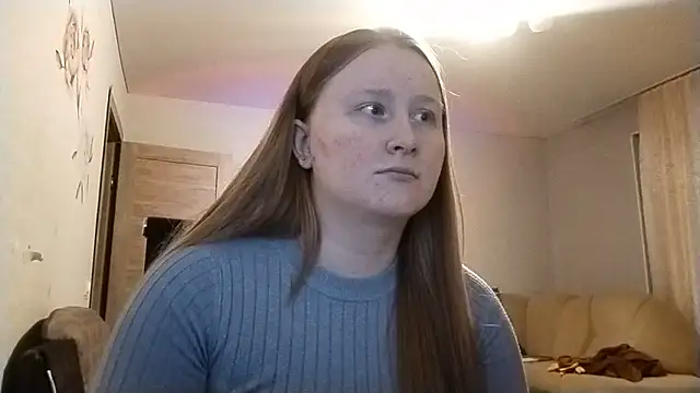 AnikaLipps online show from April 2026 07:03:01 PM