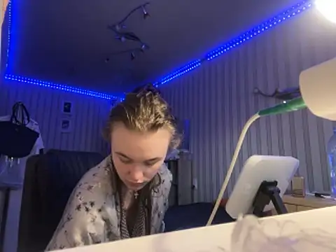 melissashineee online show from February 2026 11:54:02 AM