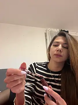 KiraVixenSweet online show from February 2026 12:55:02 AM