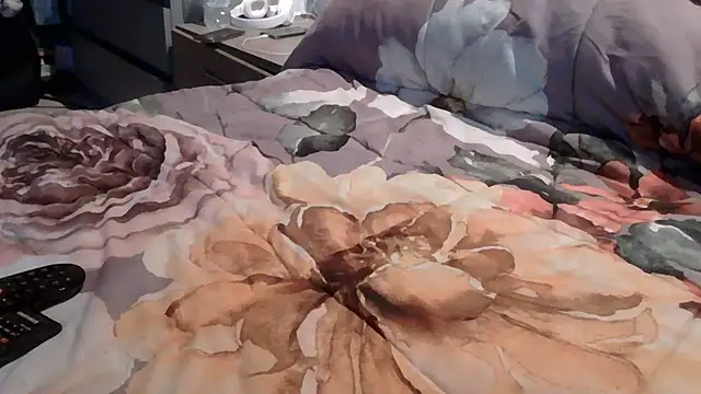 luanahot1 online show from March 2026 01:03:02 PM