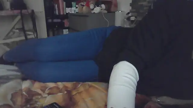 luanahot1 online show from February 2026 12:59:02 PM