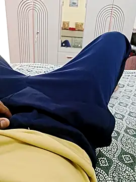 arhan1714 online show from April 2026 11:28:02 AM