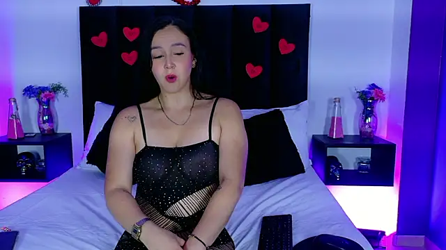 mariamlennox online show from February 2026 07:25:02 PM