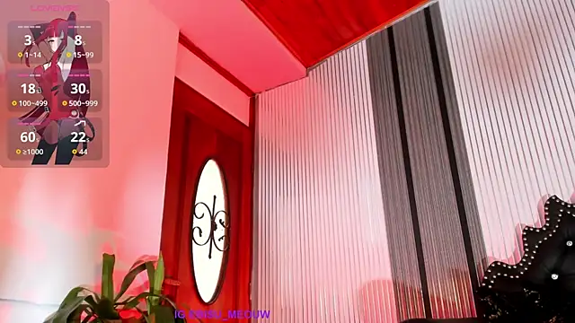Snapshot of LunaVelour13 chatting on June 2026 05:21:02 PM LunaVelour13 online show from June 2026 05:21:02 PM