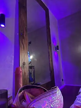 Kinsleybrown online show from March 2026 04:35:01 PM