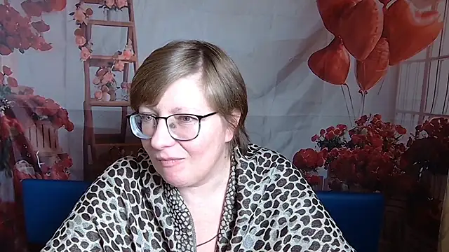 Snapshot of RadaChudna chatting on February 2026 05:51:01 AM RadaChudna online show from February 2026 05:51:01 AM