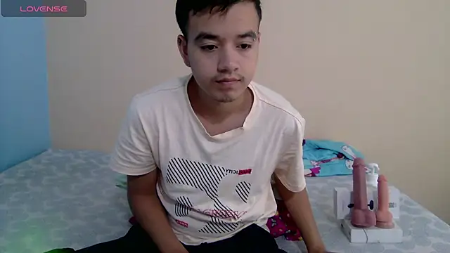 Snapshot of IronDante chatting on June 2026 12:10:02 PM IronDante online show from June 2026 12:10:02 PM