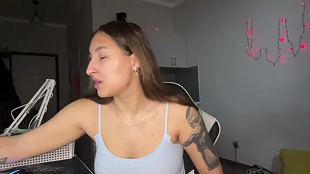 YettaUrive online show from February 2026 03:22:01 PM