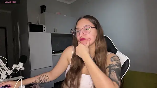 YettaUrive online show from February 2026 04:26:01 PM