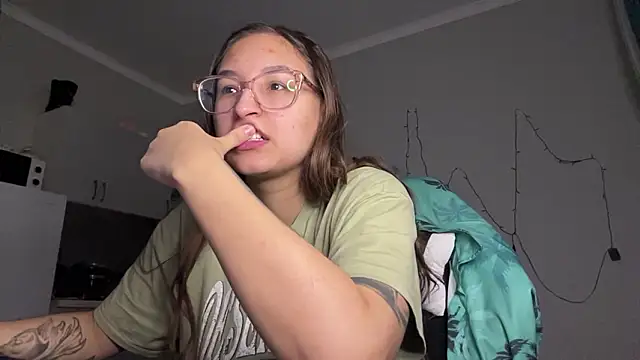 YettaUrive online show from February 2026 02:28:02 PM