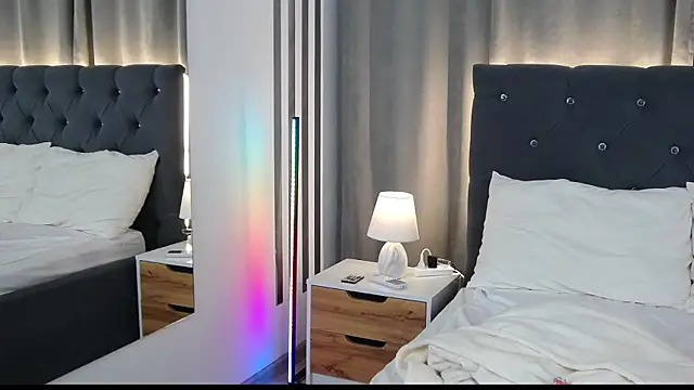 VikkyVonn online show from July 2026 10:56:01 AM