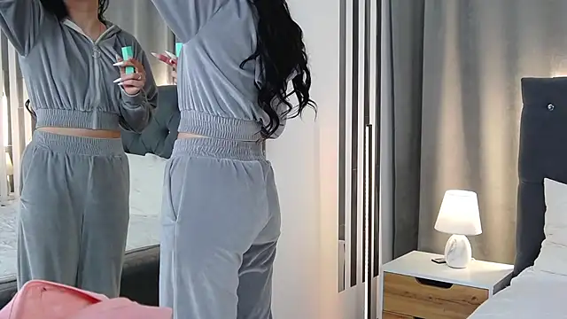 VikkyVonn online show from May 2026 10:09:02 AM