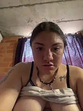 ZoE-sweettt online show from April 2026 08:24:02 PM