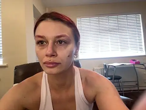 FoxyValentine online show from April 2026 01:26:02 PM