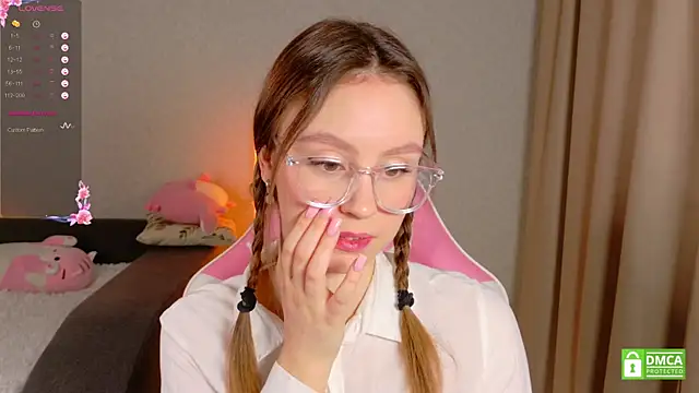 KateNickson online show from March 2026 05:34:02 AM