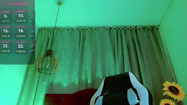 Cayetana Black  online show from February 2026 07:00:02 PM