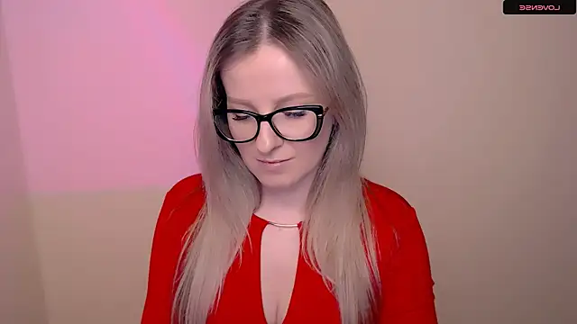 AnnePeach online show from April 2026 04:21:02 PM