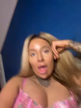 Summerwestt online show from February 2026 05:14:01 PM