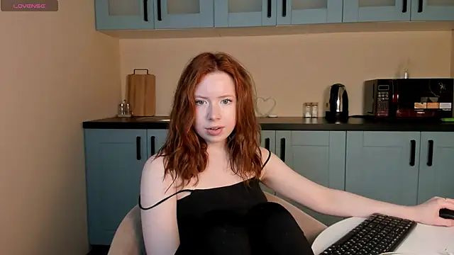 StellaBev online show from March 2026 10:44:01 AM