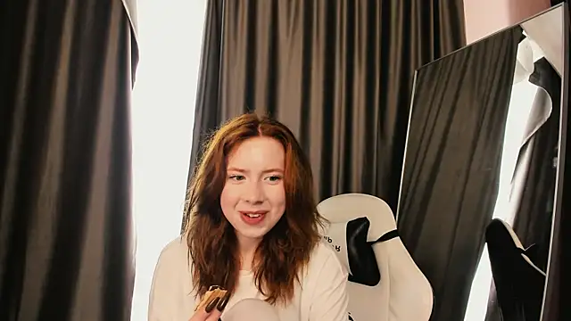 StellaBev online show from April 2026 08:20:02 PM