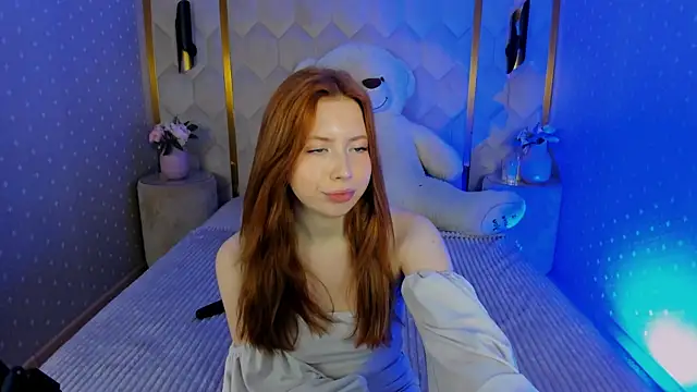 StellaBev online show from February 2026 06:43:01 AM