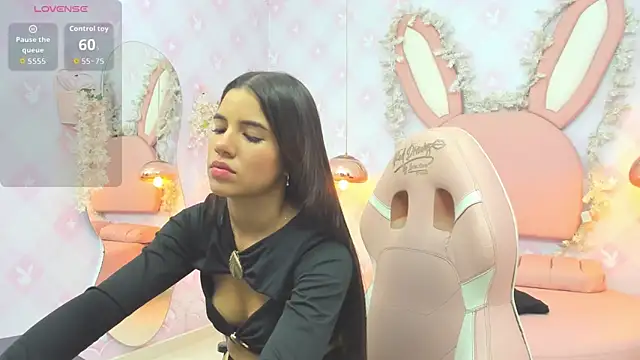 Isabellaa Rosee online show from April 2026 07:11:02 PM
