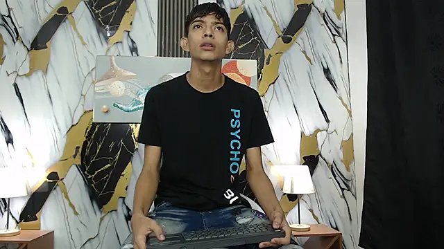 KITTY BOSH online show from March 2026 01:07:01 PM